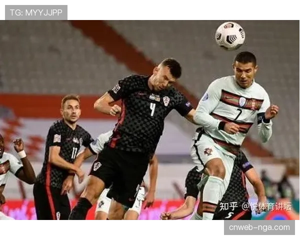 科曼赛前新闻发布会否认将变阵,荷兰队将继续沿用3-4-2-1阵型备战友谊赛